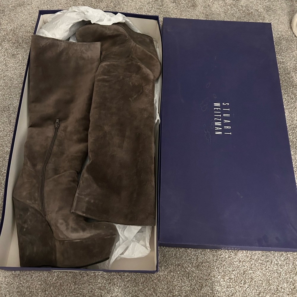 Stuart Weitzman Grey suede wedge boots